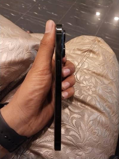 I phone 14 pro max jv 512