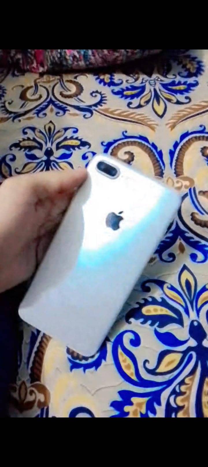 Apple iPhone 7 Plus 2