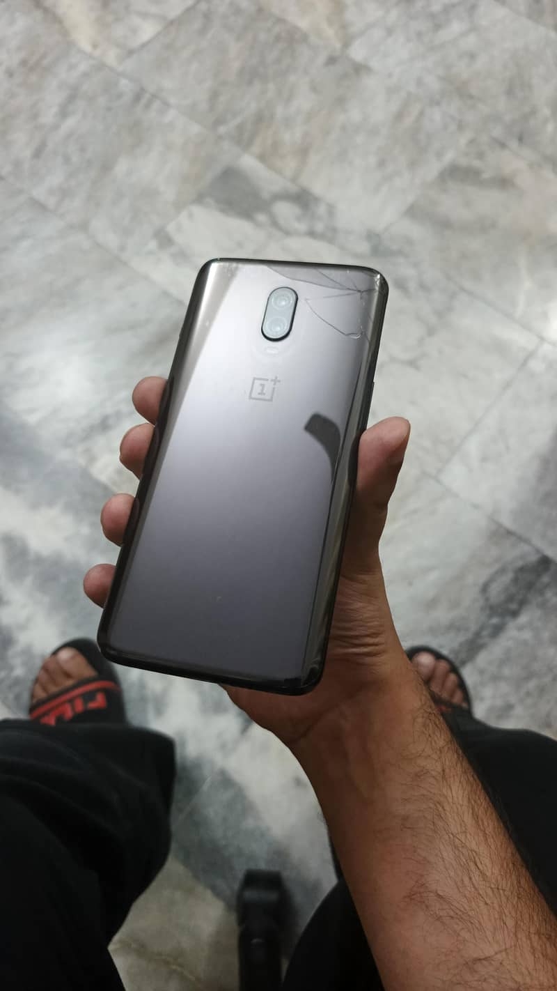 One Plus 6T 1