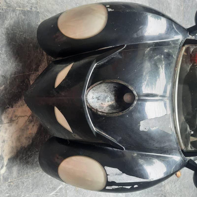 black remote control car 1