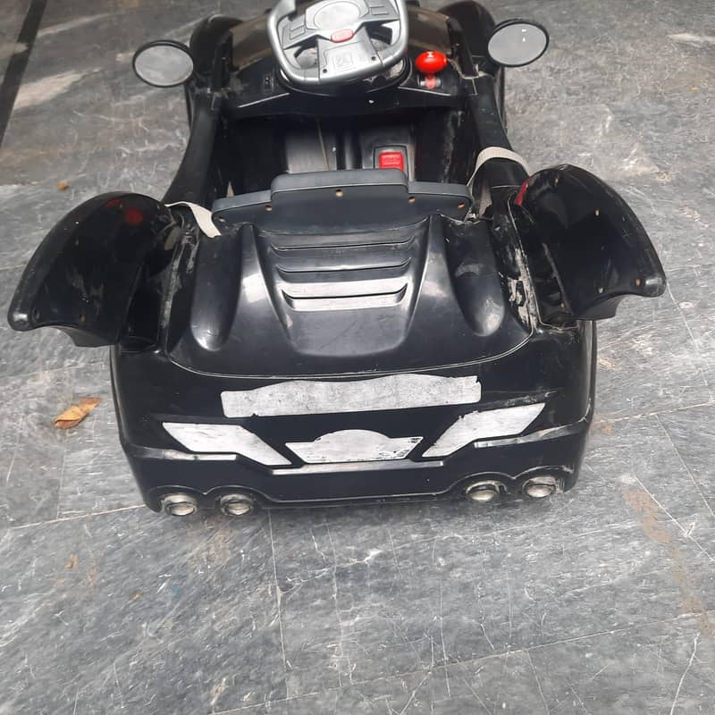black remote control car 4