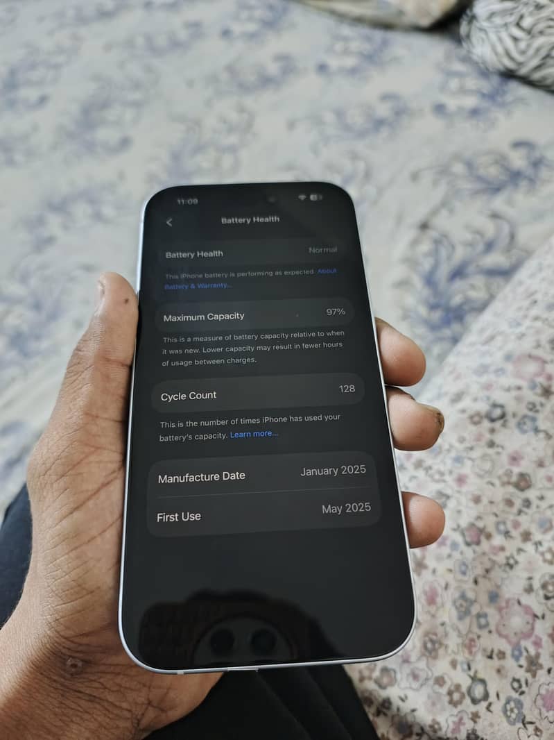 Apple iPhone 15 3