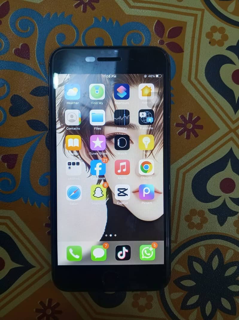 Apple iPhone 7 Plus 4