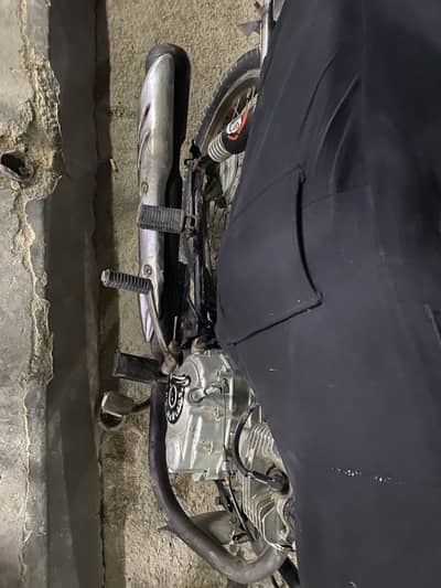 Argent sale karni ha engine sa oki ha koi kaam nhi ha