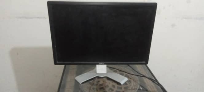 Urgent sale: Dell Ultrasharp U2412M 24" IPS panel monitor for sale