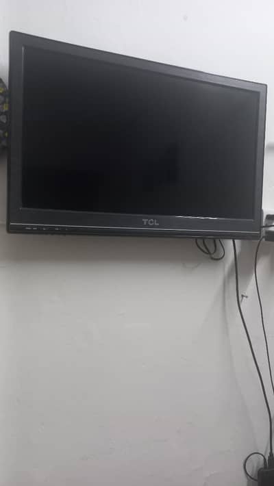 TCL 27-inch LCD TV | Working Perfectly | Rs. 10,000 | Askari 9 RWP