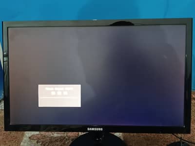 Samsung 18.5-inch HD LED monitor With Keyboard & Mouse