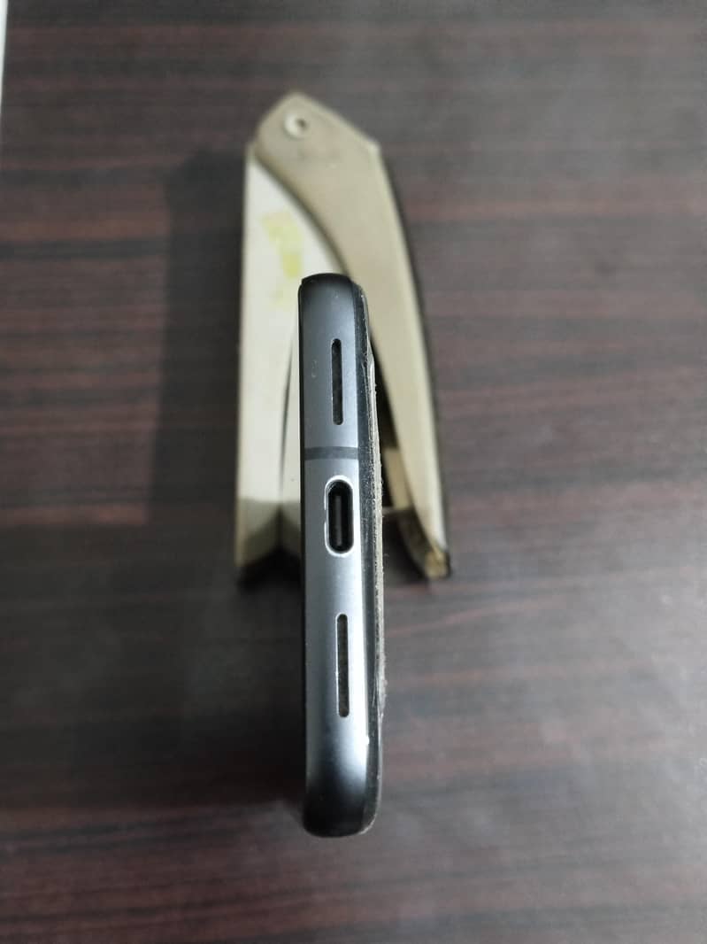 Google Pixel 8.8/128 1