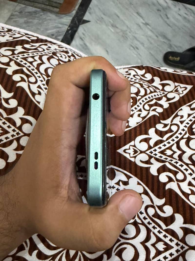 Redmi A3 1