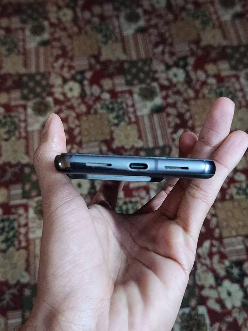 Google Pixel 8 Pro 3