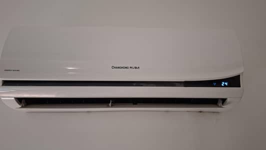 1 Ton Split AC. Chanhong Ruba