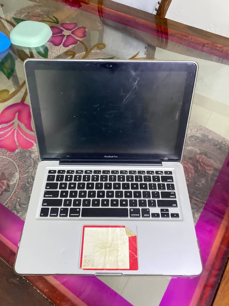 Macbook Pro late 2011 0