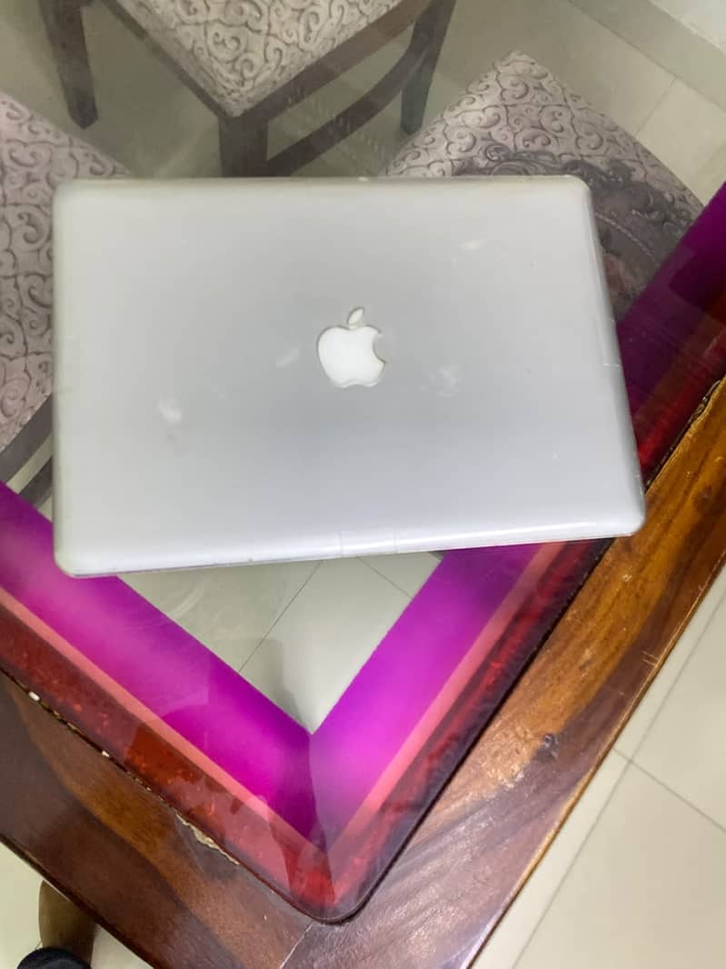 Macbook Pro late 2011 1