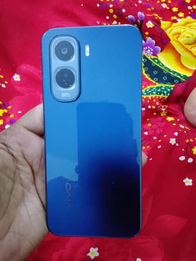 Vivo Y500