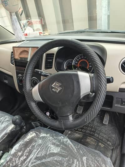Suzuki Wagon R VXL 2019 Lush conditions home used beautiful car