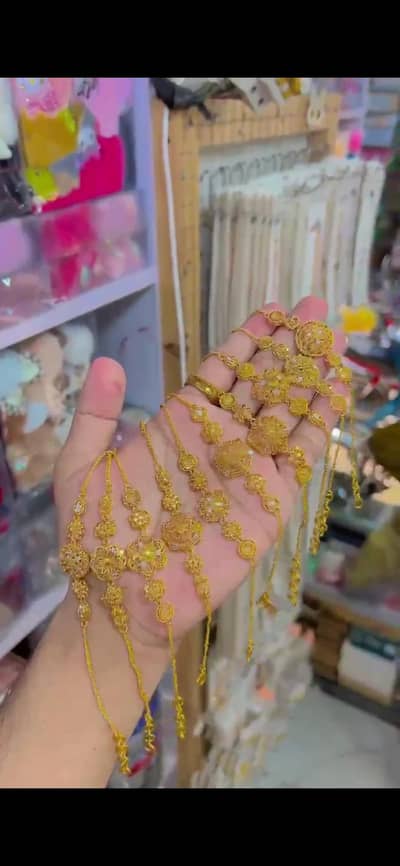 Beautiful breclets for beautiful wrist