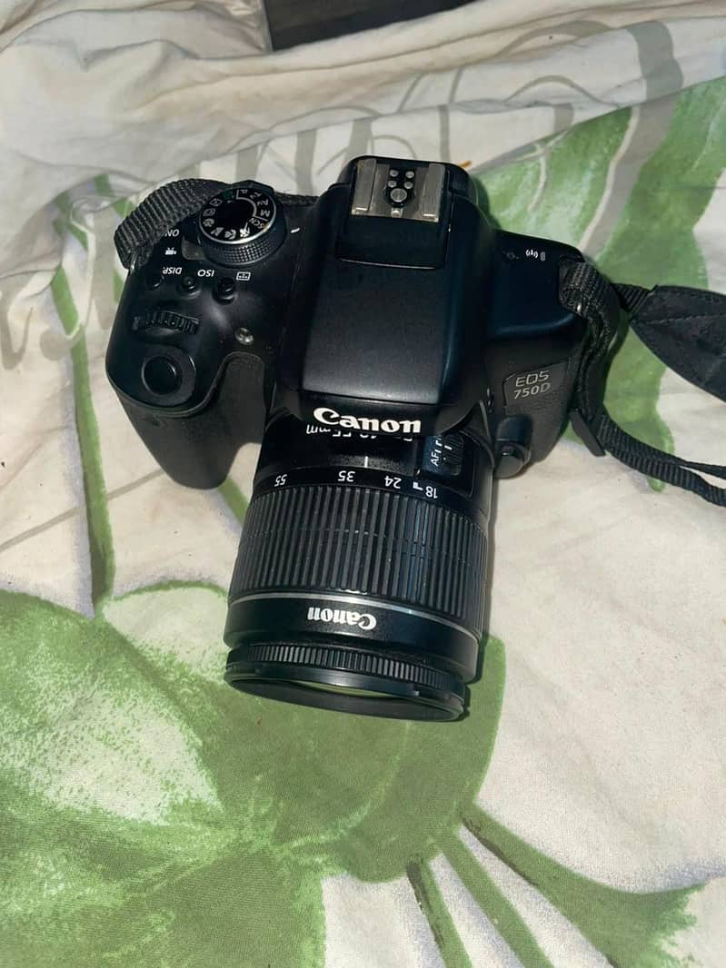 Canon EOS (750D) 8