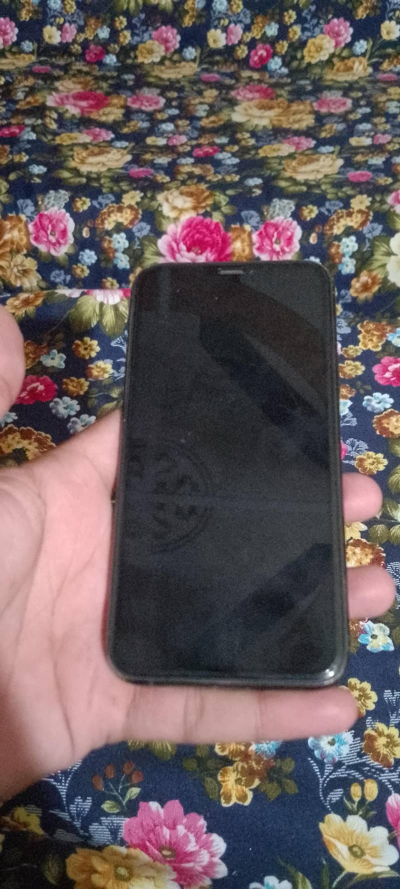 Apple iPhone 11 Pro 1