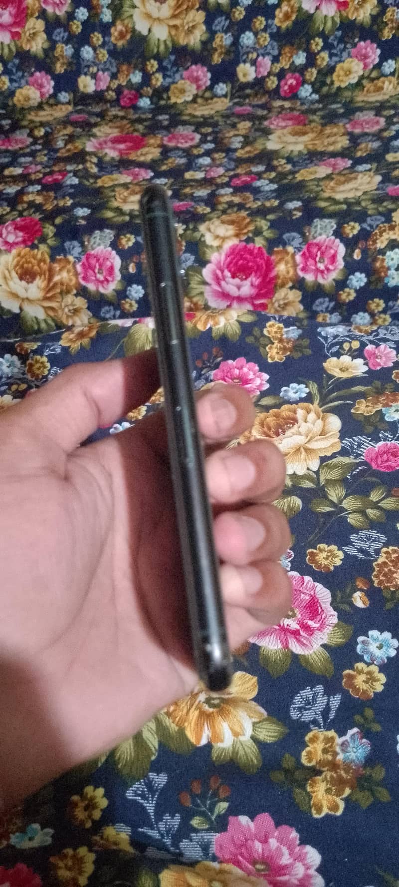 Apple iPhone 11 Pro 2