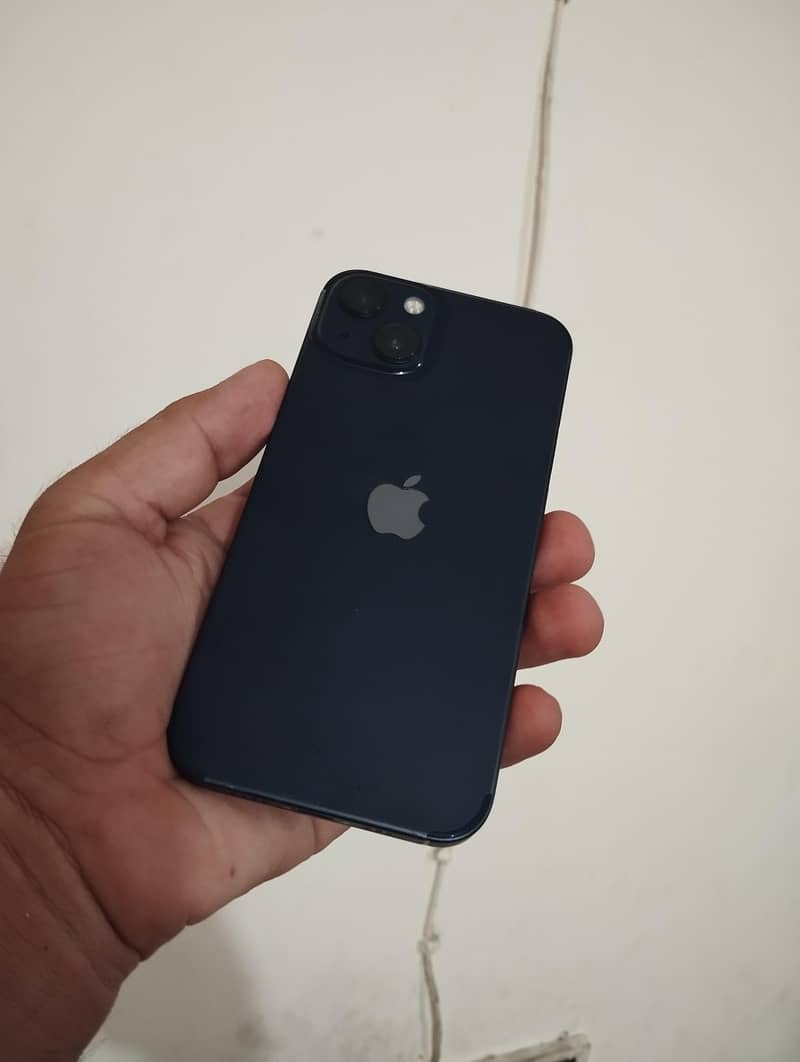 Apple iPhone 13 3