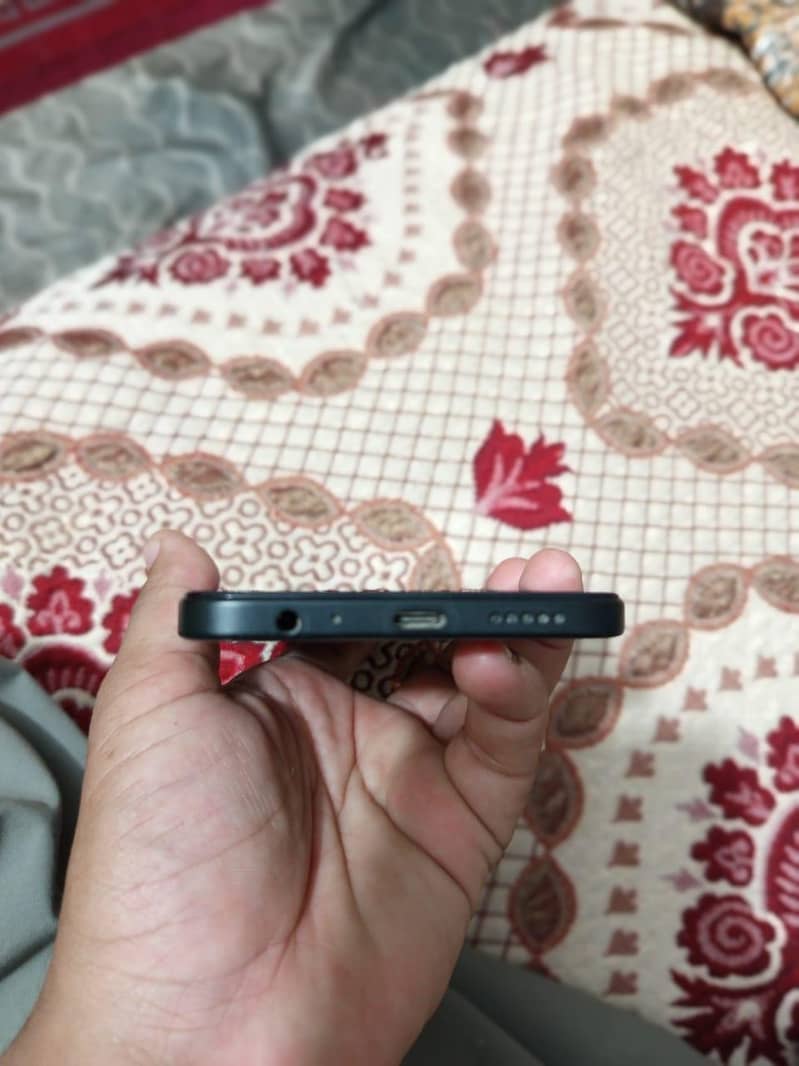 Redmi 15 c 4