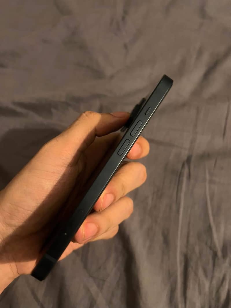 Iphone 13jv 1