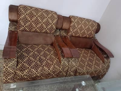 Sofa set with center table