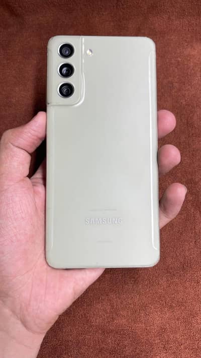 Samsung Mobile S21 FE