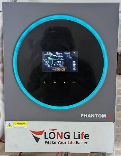 Long life Phantom 2 Hybrid 4KWH Inverter for sale in great condition!