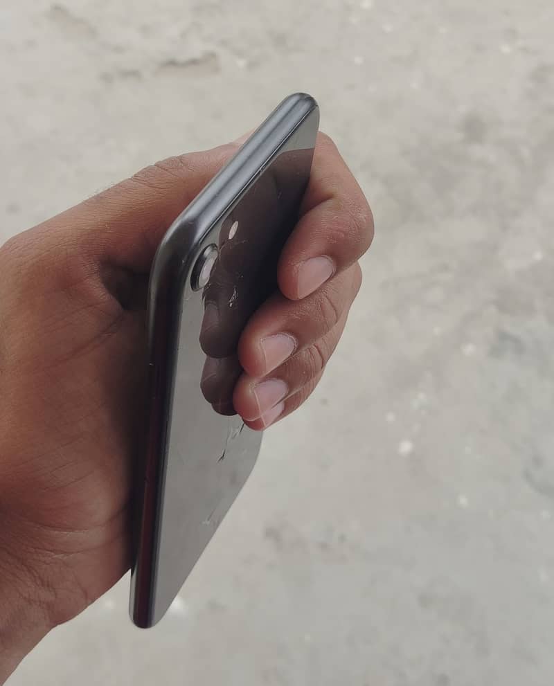 Apple iPhone SE 0