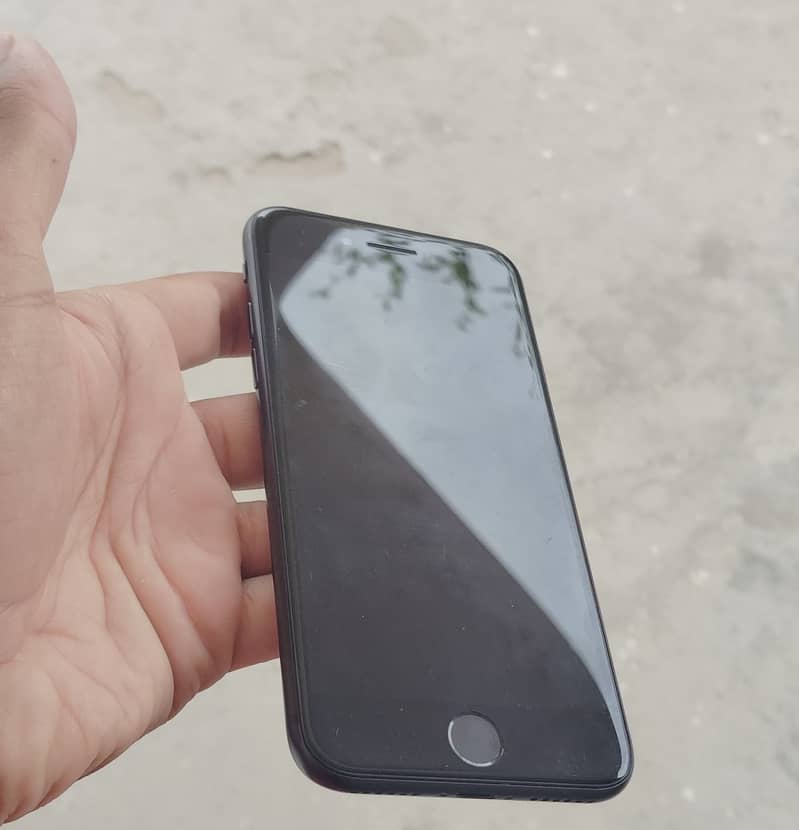 Apple iPhone SE 1