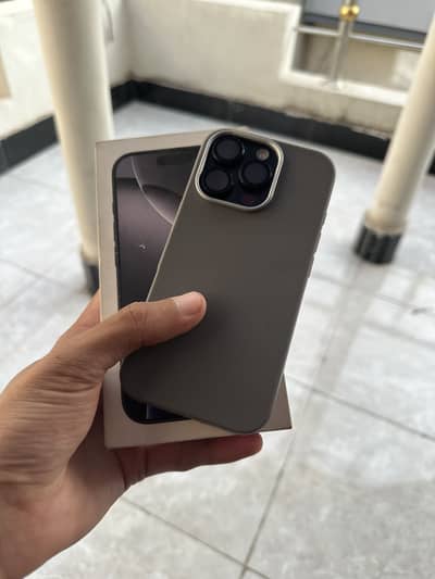 Apple iPhone 16 Pro