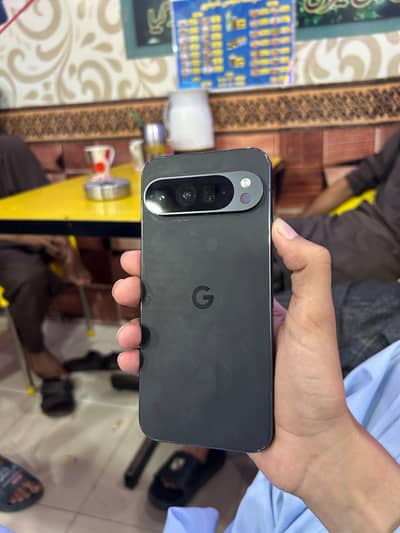 Google Pixel 9 Pro XL 128 GB 10/10 condition use ka Liya best ha o