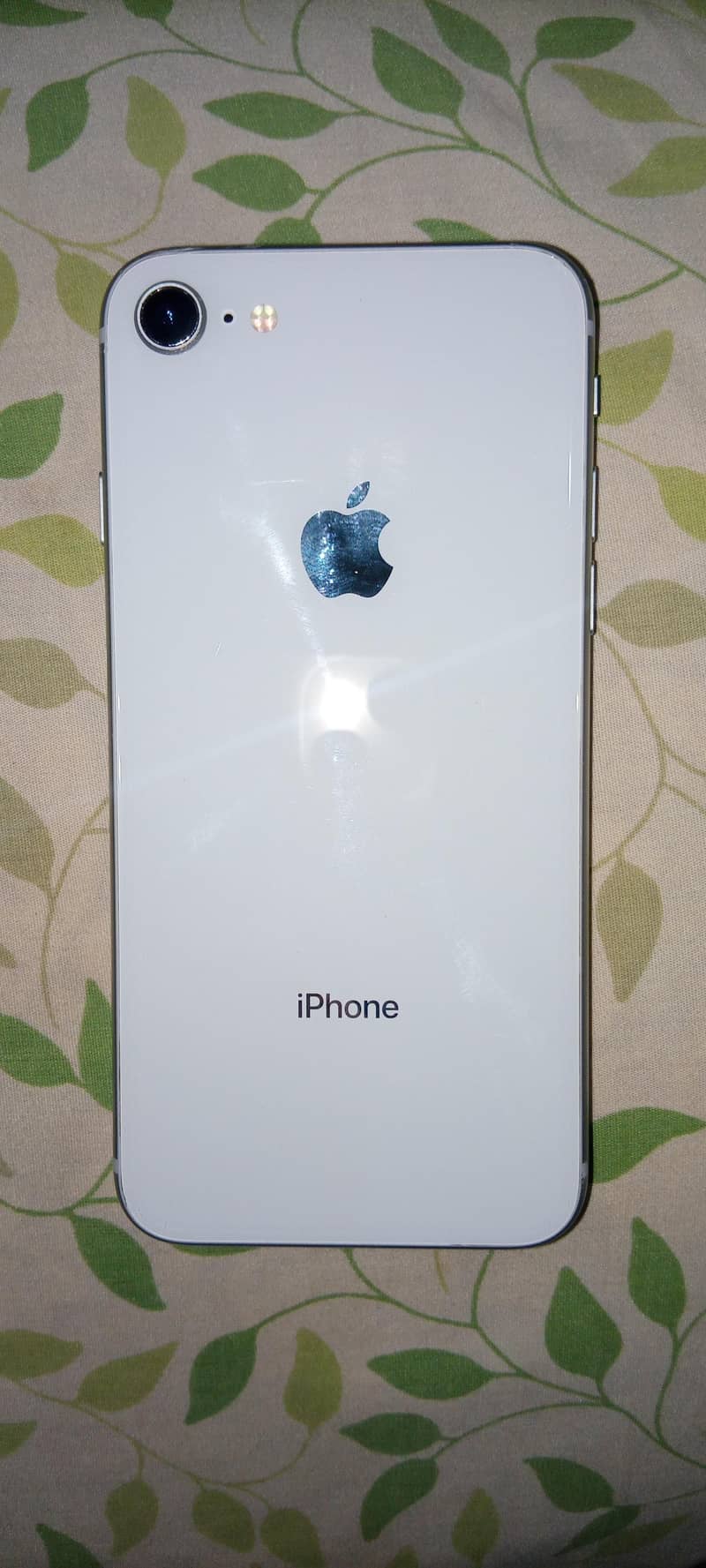 Apple iPhone 8 0