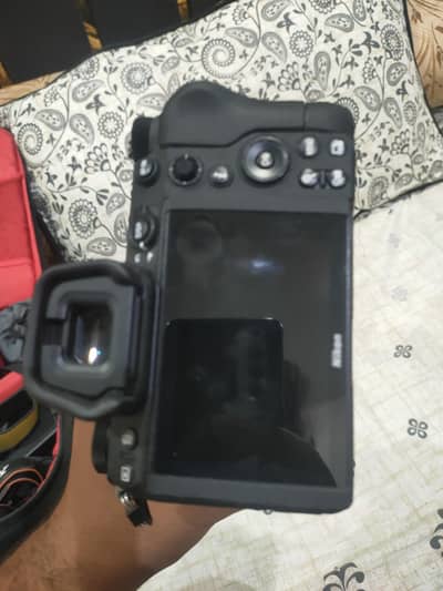 NIKON Z6II WITH 35MM 1.8S AND 85MM
