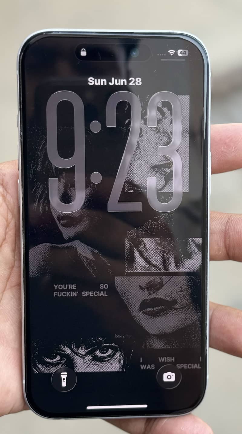 Iphone 15 MDM 1