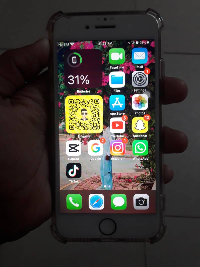 Apple iPhone 7 Plus 0
