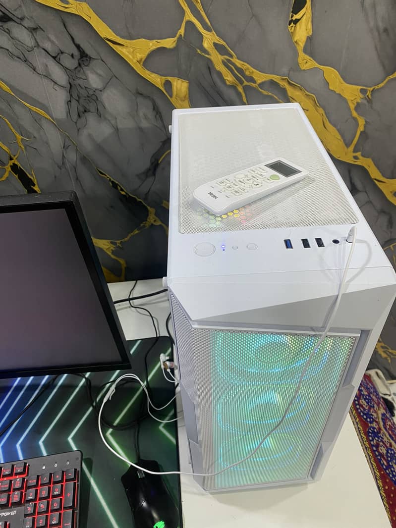 Gaming pc setup 1