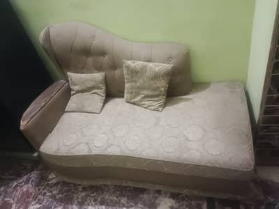 Dewaan for sale.