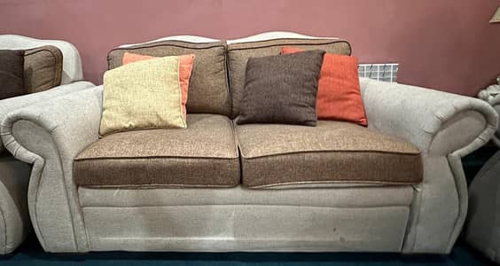Sofa Set Available For Sals