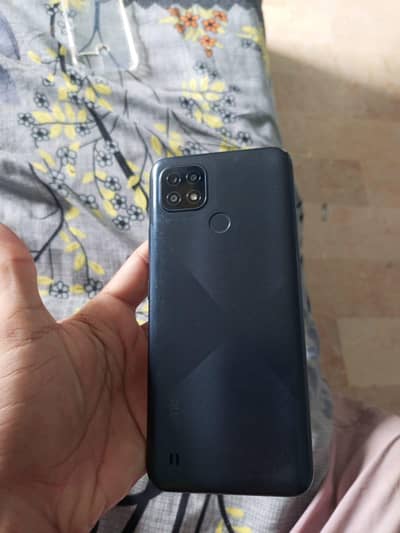Realme C21