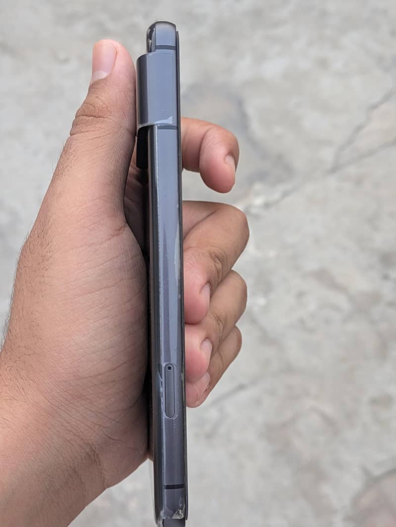 Google Pixel 8 7