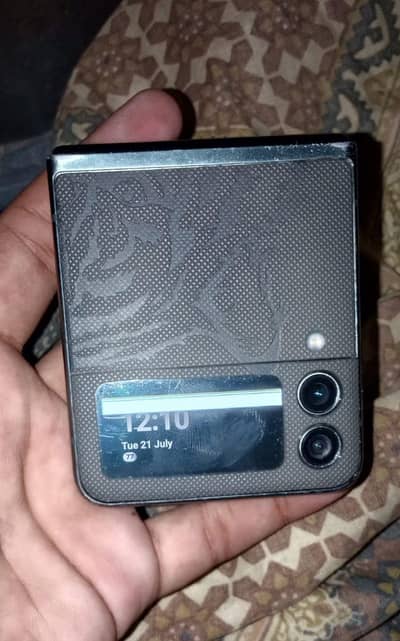 Samsung Mobile Z Flip 3