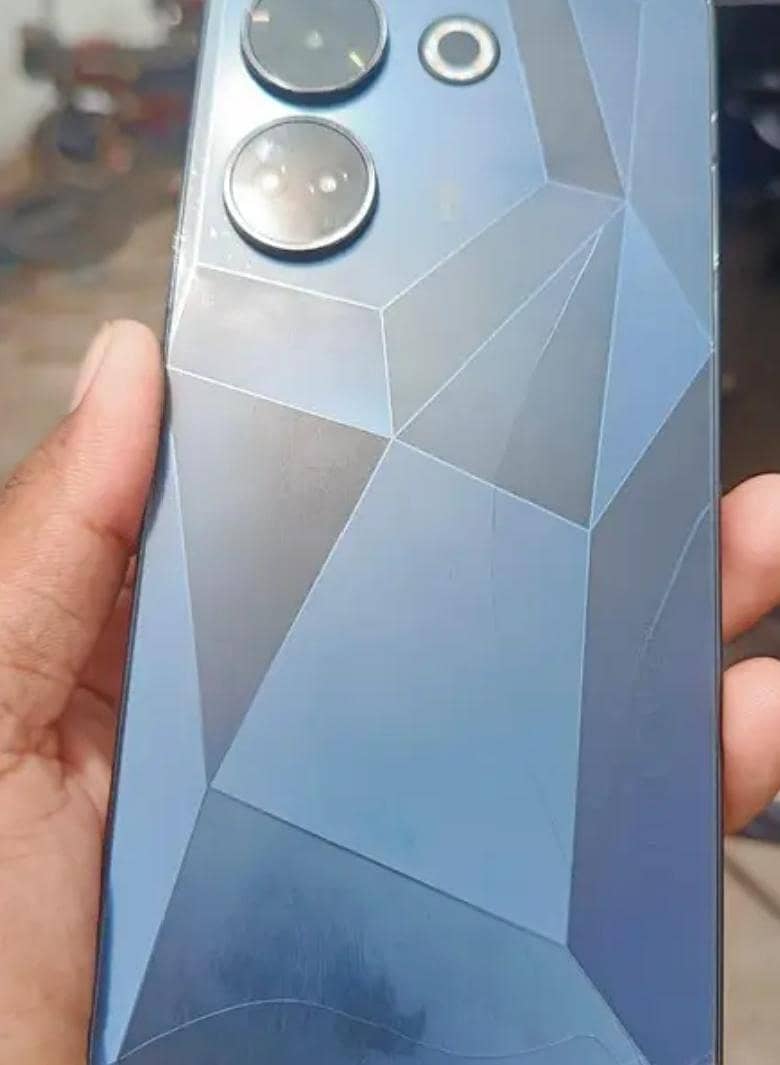 Tecno CAMON 20 1
