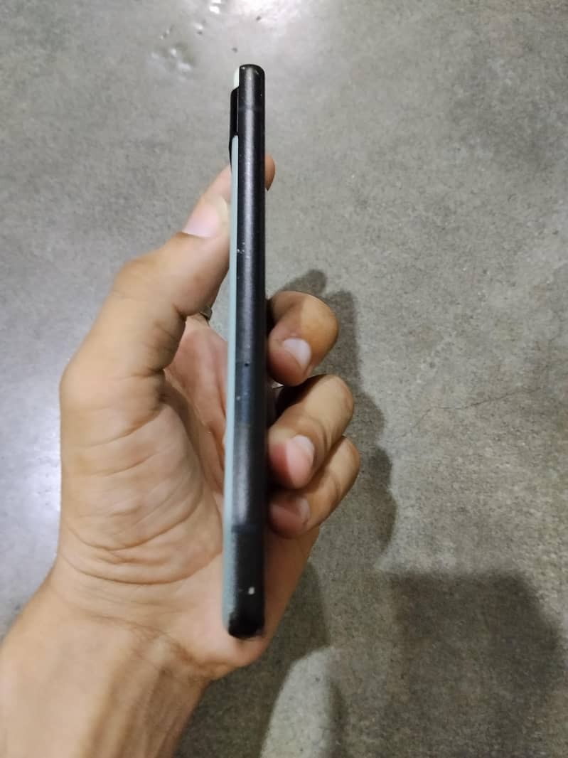 Google Pixel 6a 4