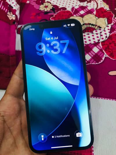 iPhone 13 pro sim working