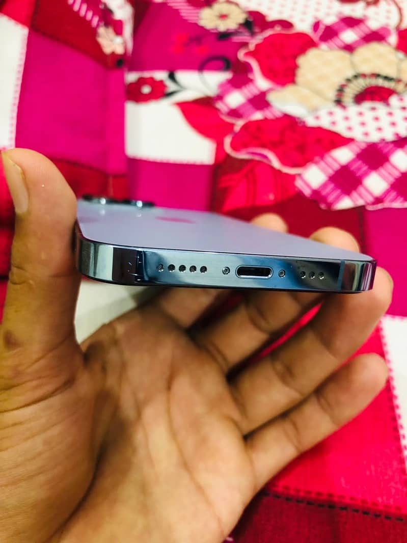 iPhone 13 pro sim working 2