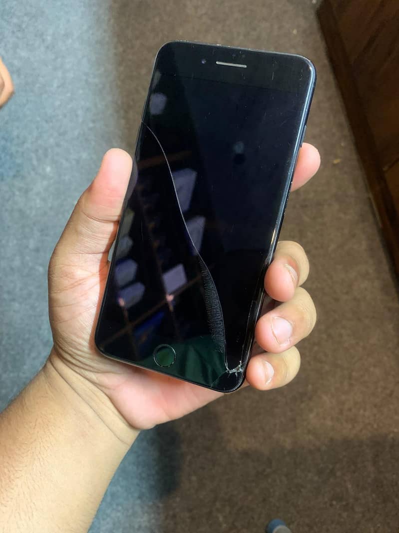 Apple iPhone 7 Plus 2