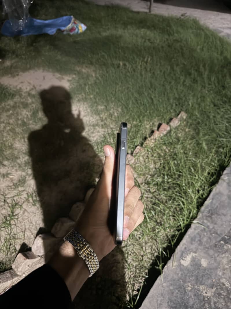One Plus 13s 6