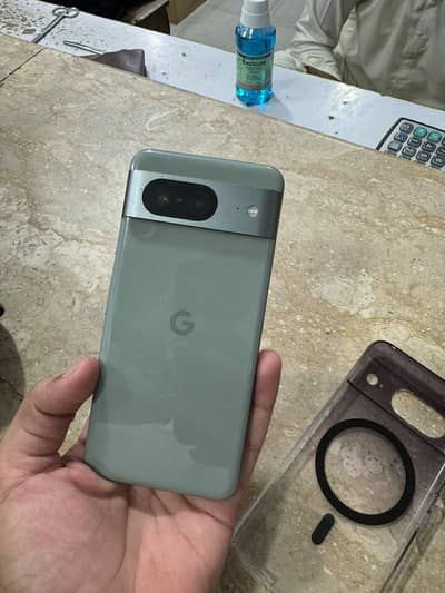 Google Pixel 8